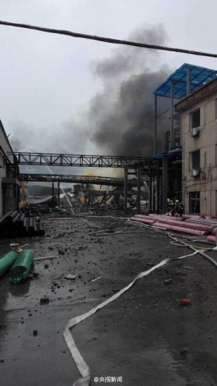 浙江绍兴化工厂爆炸致7人受伤（图）